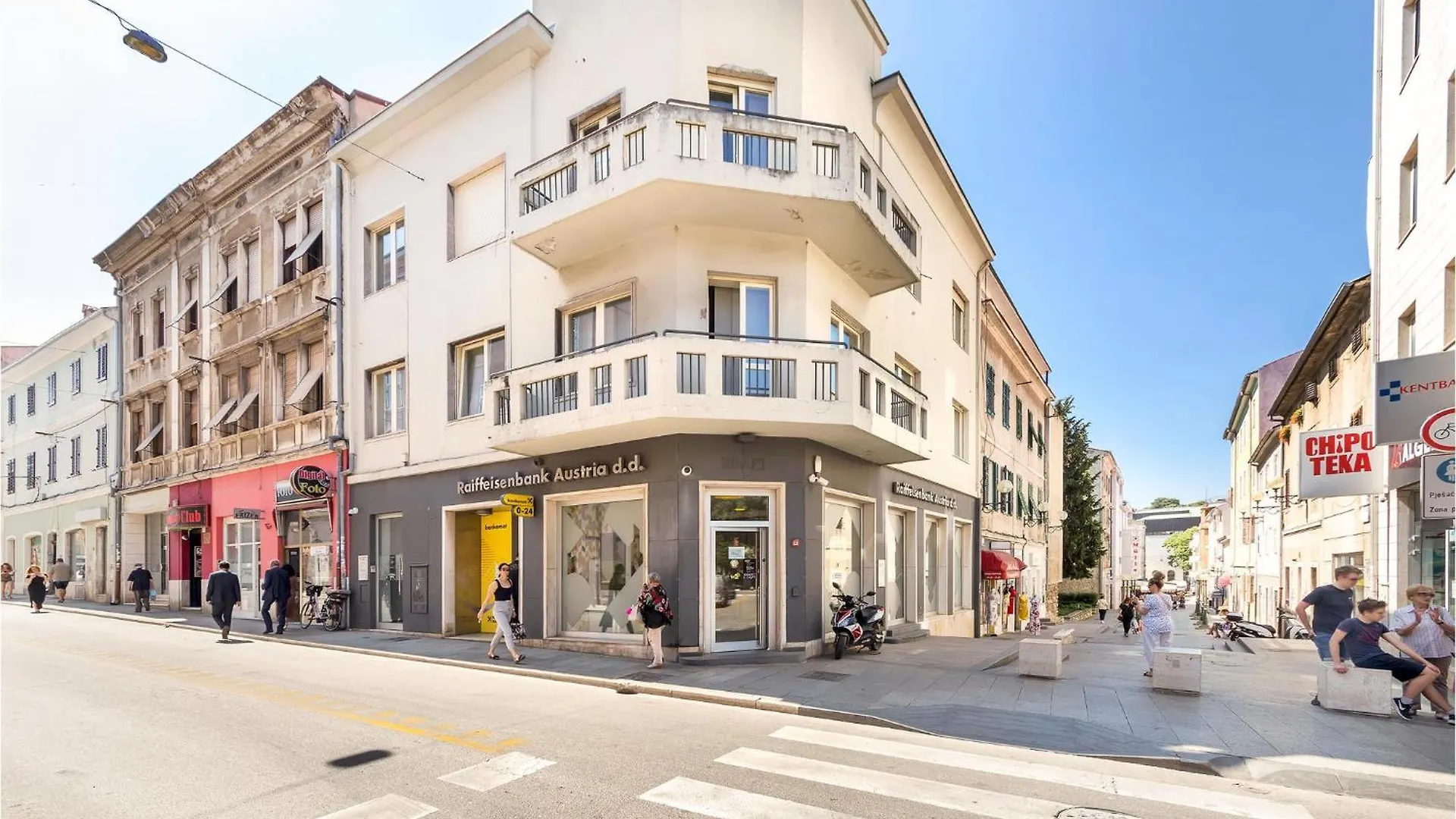 Lovely Apartment In Pula With Kitchen
